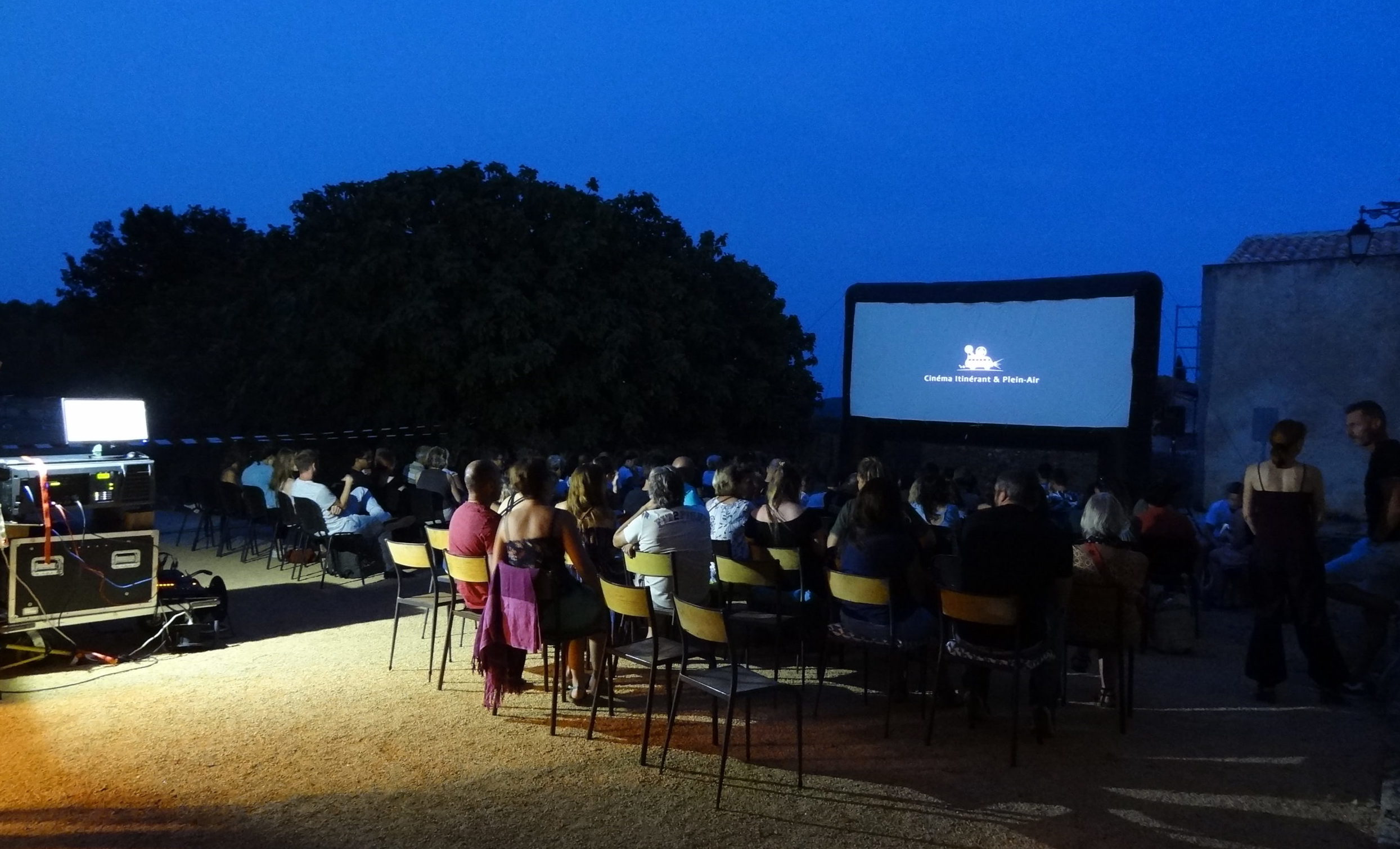Séance de cinéma en plein air. Photo : Christophe Colrat