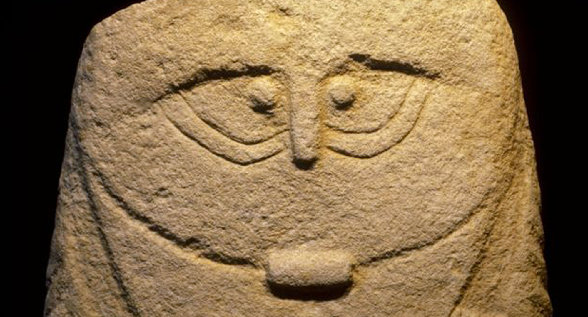 Statue-menhir des RoumanisSaint-Théodorit (Gard). Muséum d’histoire naturelle de Nîmes. Photo : Alain Aigouin